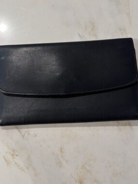 Vintage coach Classic Black Leather Clutch Wallet
